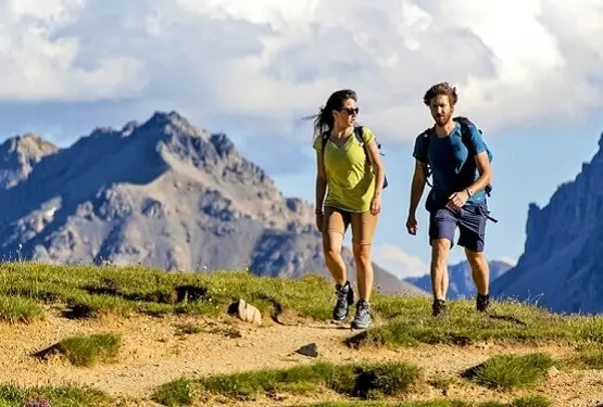 Rencontres Nature : Rando Romantique en Haute Loire - Agence matrimoniale Unicis